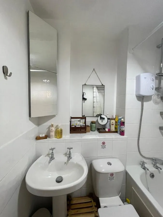 Grundy House Apartment Uxbridge 0*,  United Kingdom