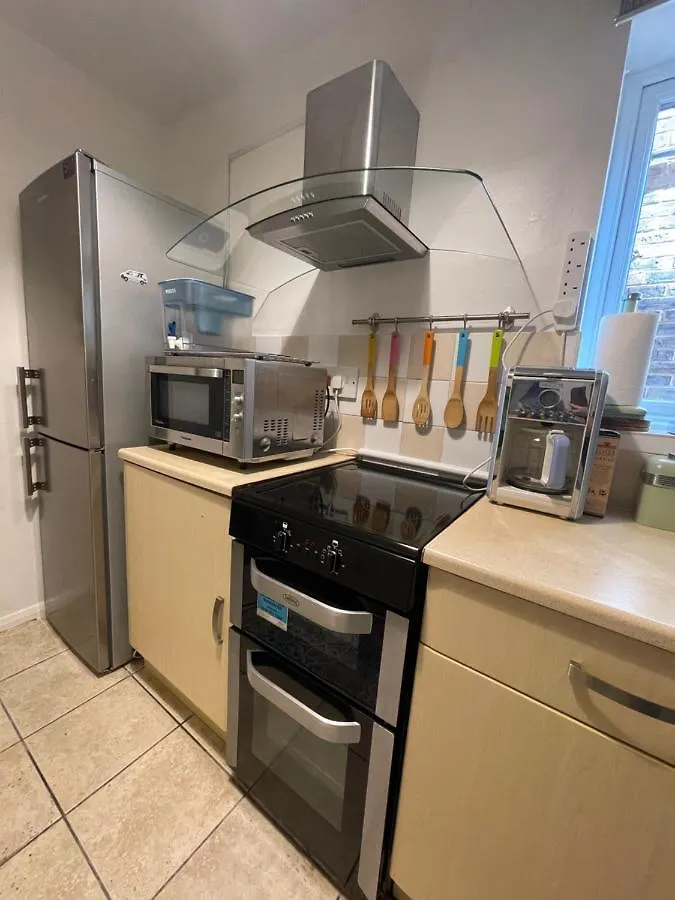 Grundy House Apartment Uxbridge United Kingdom